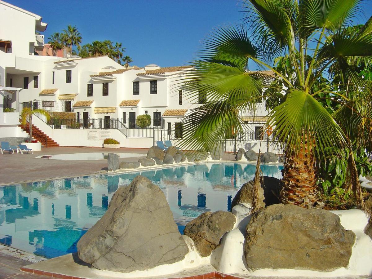 Remarkable 2-Bed House In Chayofa With Pool Eksteriør billede